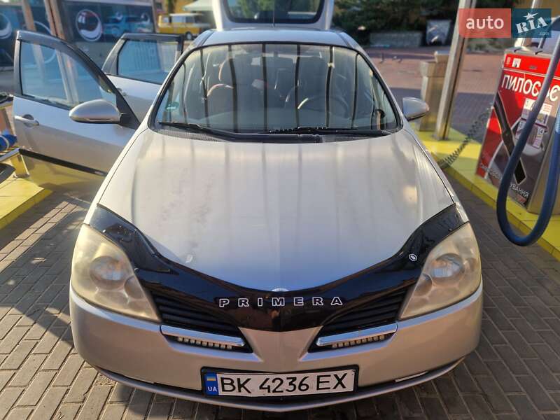 Nissan Primera 2004 Nissan Primera 2004