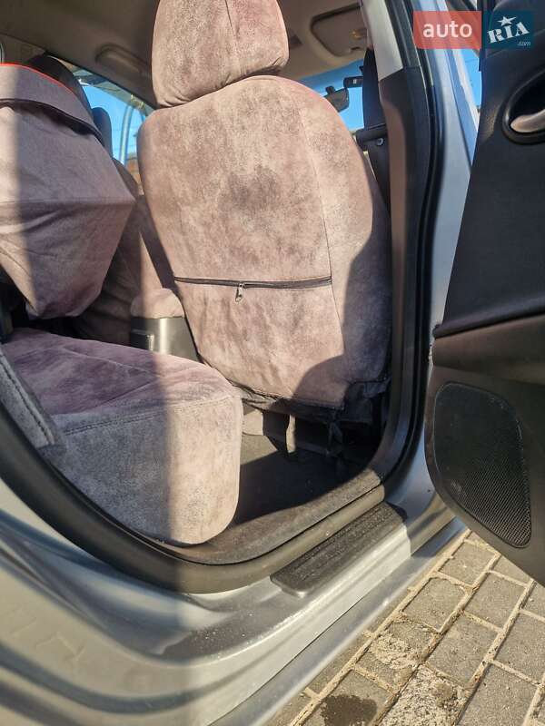 Универсал Nissan Primera 2004 в Ровно фото 14 Универсал Nissan Primera 2004 в Ровно