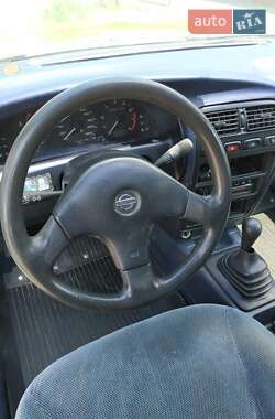 Седан Nissan Primera 1991 в 