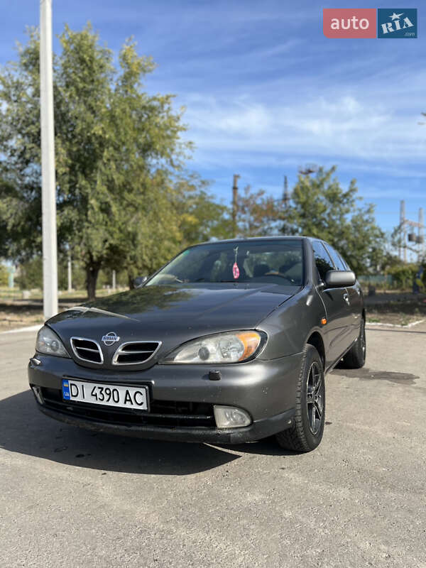 Nissan Primera 2000 Nissan Primera 2000
