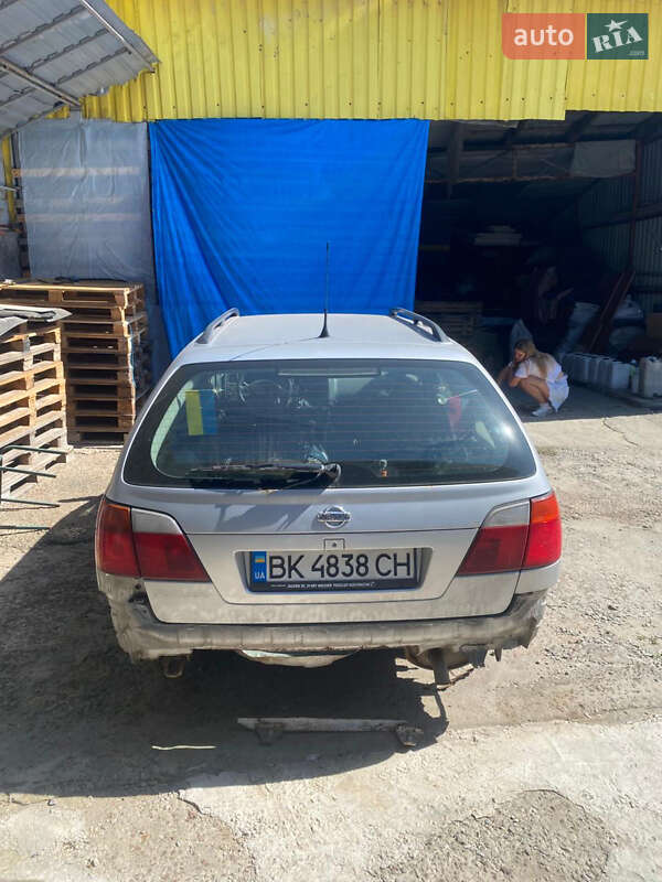 Универсал Nissan Primera 1999 в Ровно