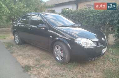 Седан Nissan Primera 2003 в Измаиле
