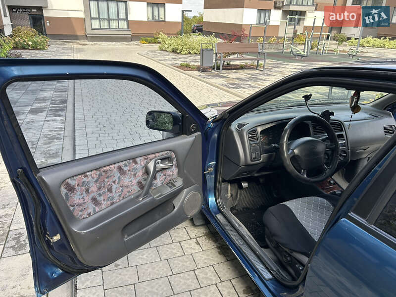 Універсал Nissan Primera 1998 в Львові