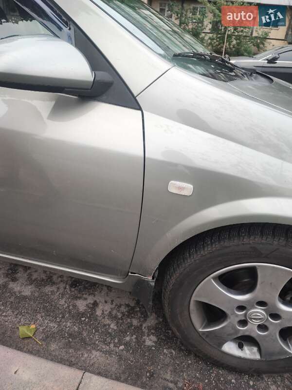 Седан Nissan Primera 2005 в Києві