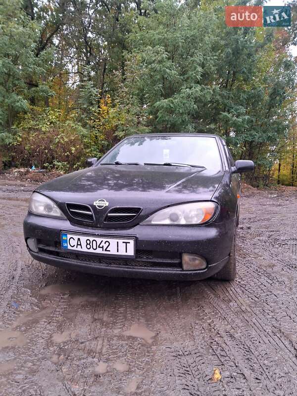 Седан Nissan Primera 2000 в 
