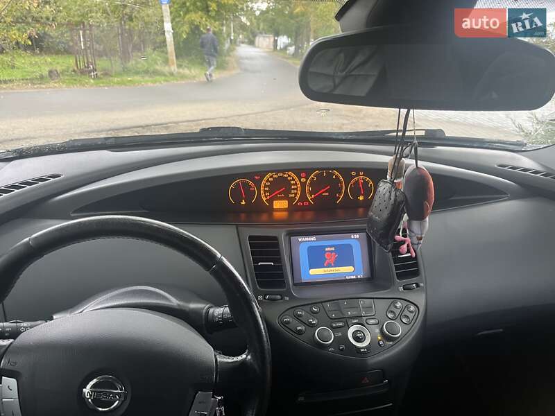 Седан Nissan Primera 2004 в Фонтанці