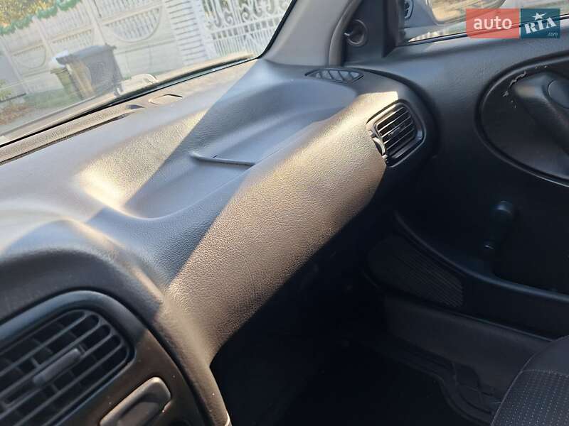 Седан Nissan Primera 1994 в Черновцах фото 37 Седан Nissan Primera 1994 в Черновцах