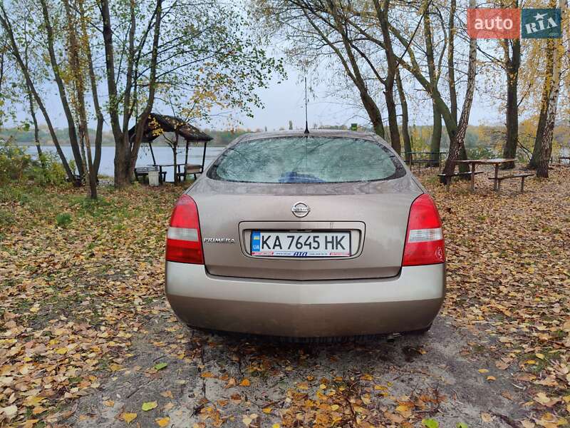 Седан Nissan Primera 2005 в Киеве