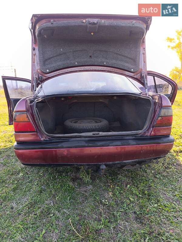 Седан Nissan Primera 1994 в Вознесенске