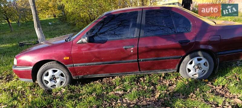 Седан Nissan Primera 1994 в Вознесенске