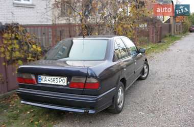 Седан Nissan Primera 1995 в Киеве