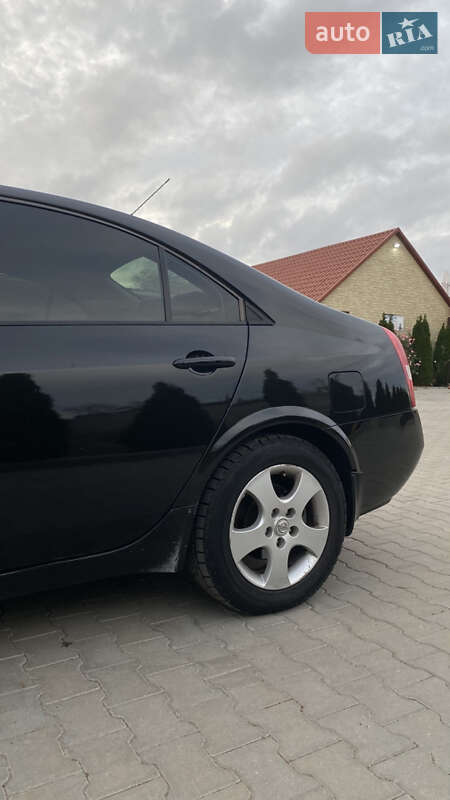 Седан Nissan Primera 2004 в Южном