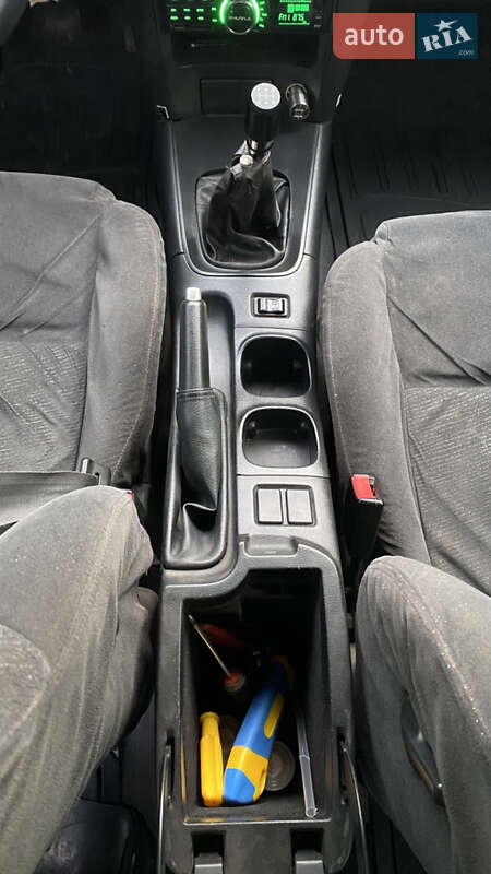 Седан Nissan Primera 2004 в Южном