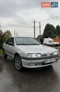 Седан Nissan Primera 1992 в Ахтырке