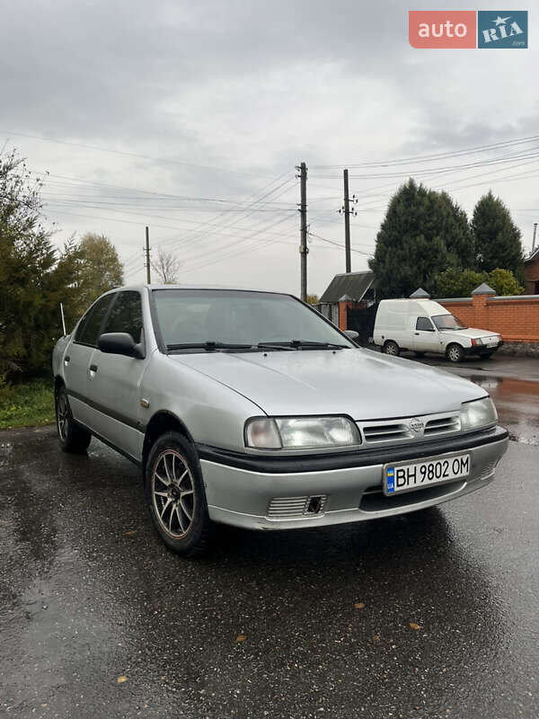 Nissan Primera 1992 Nissan Primera 1992