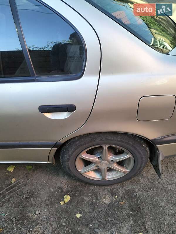 Седан Nissan Primera 1992 в Конотопе фото 7 Седан Nissan Primera 1992 в Конотопе