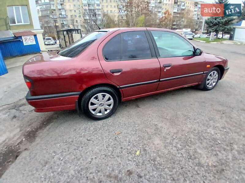 Седан Nissan Primera 1996 в Одессе