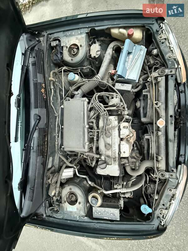 Седан Nissan Primera 1996 в Киеве