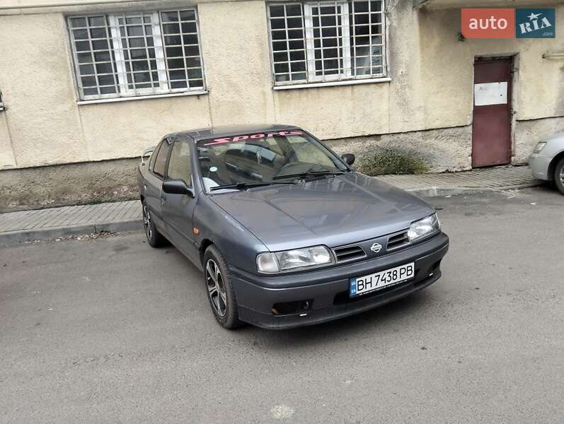 Nissan Primera 1993 Nissan Primera 1993