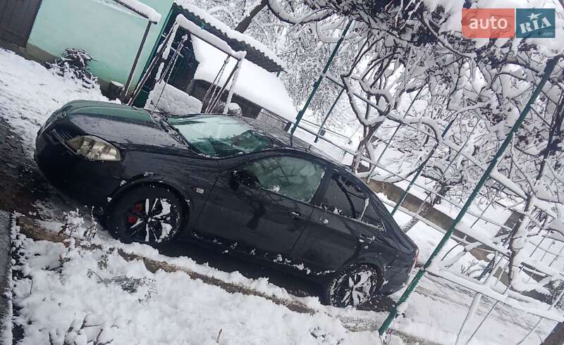 Седан Nissan Primera 2003 в Дрогобичі