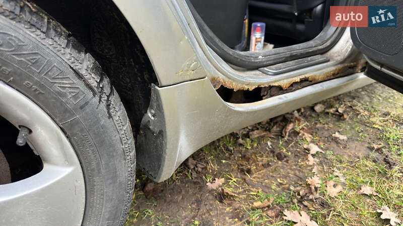 Седан Nissan Primera 2002 в Ворзелі