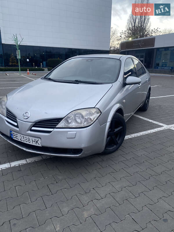 Nissan Primera 2003