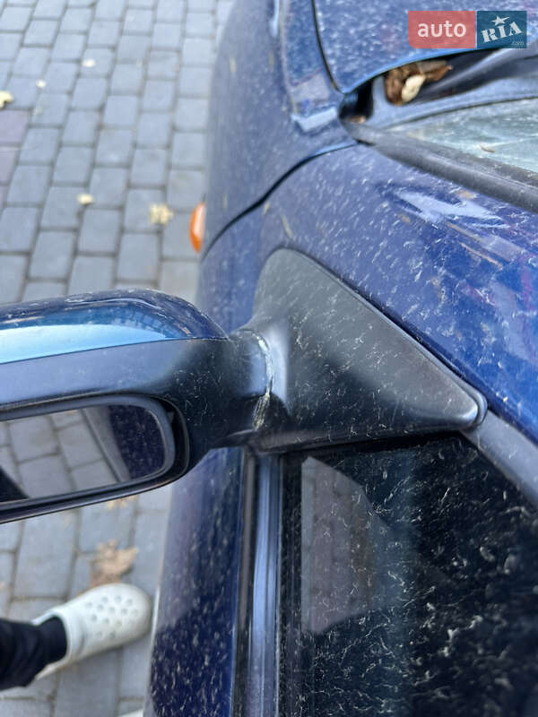 Седан Nissan Primera 1998 в Чернівцях