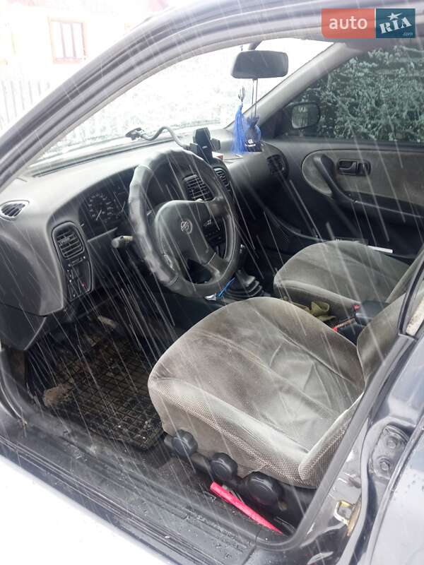 Nissan Primera 1991