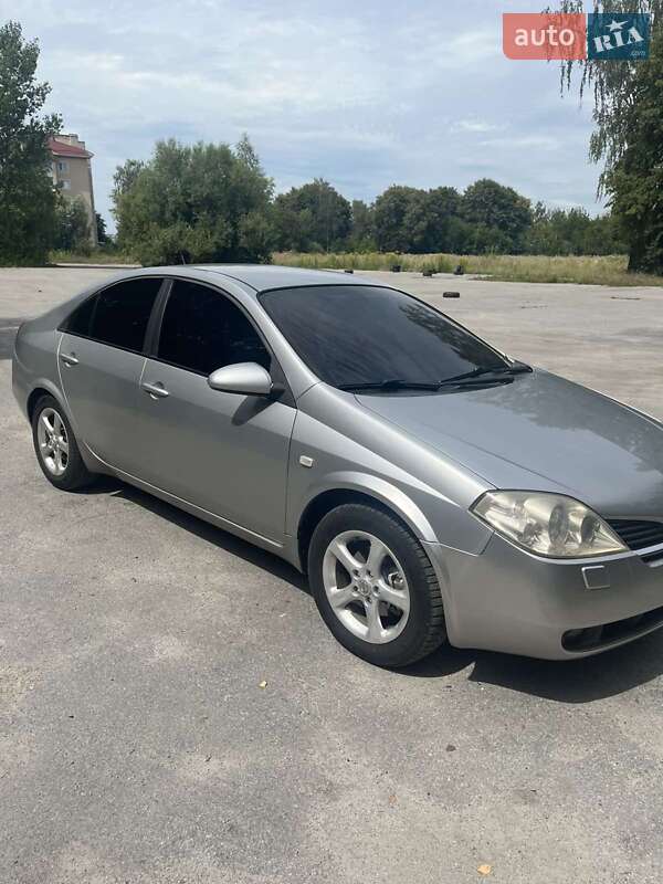Nissan Primera 2006