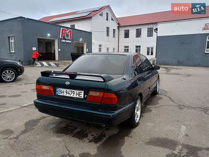 Nissan Primera 1993 Nissan Primera 1993