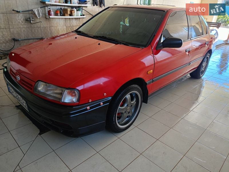 Седан Nissan Primera 1990 в Одессе