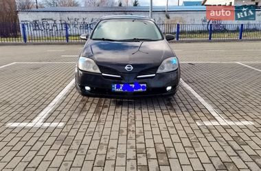 Седан Nissan Primera 2004 в Нововолынске