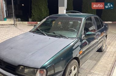 Седан Nissan Primera 1997 в Черновцах