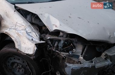 Седан Nissan Primera 2002 в Богданівці