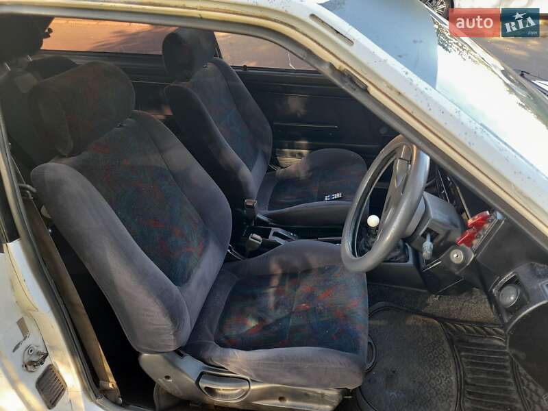 Хэтчбек Nissan Pulsar 1991 в Киеве фото 6 Хэтчбек Nissan Pulsar 1991 в Киеве