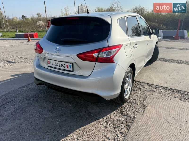 Хэтчбек Nissan Pulsar 2016 в Ужгороде