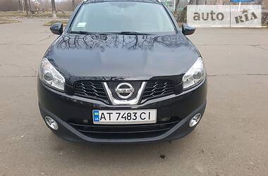 Позашляховик / Кросовер Nissan Qashqai+2 2011 в Івано-Франківську