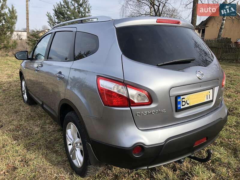 Внедорожник / Кроссовер Nissan Qashqai+2 2010 в Самборе