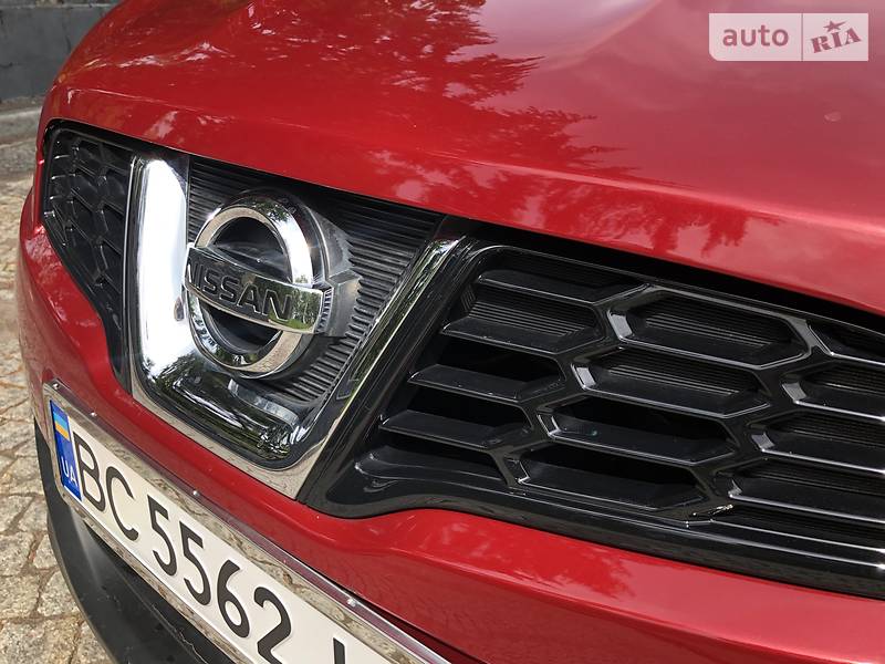 Позашляховик / Кросовер Nissan Qashqai+2 2010 в Львові