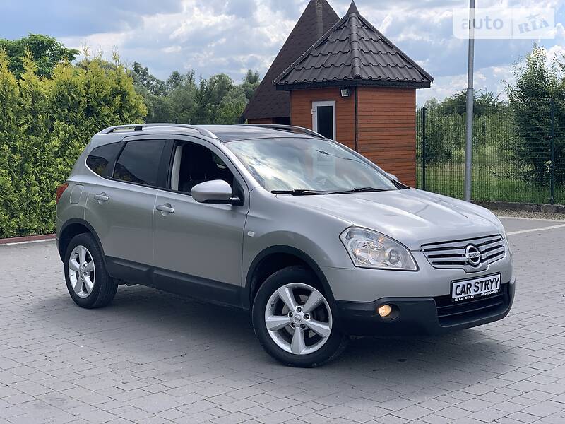 Позашляховик / Кросовер Nissan Qashqai+2 2009 в Стрию