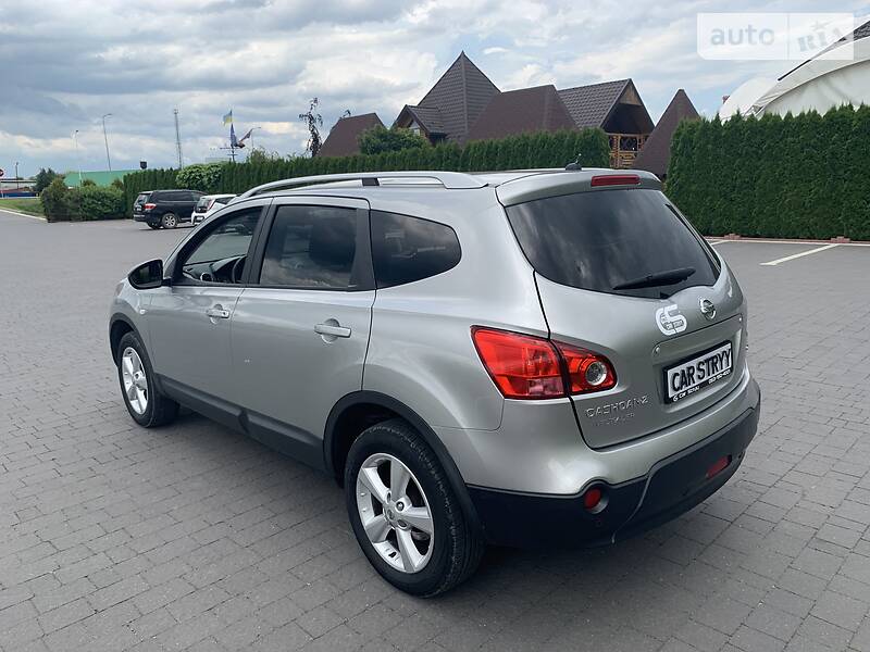 Позашляховик / Кросовер Nissan Qashqai+2 2009 в Стрию