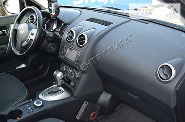 Внедорожник / Кроссовер Nissan Qashqai+2 2011 в 