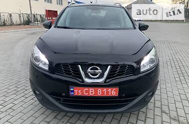 Универсал Nissan Qashqai+2 2010 в Житомире