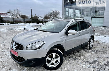 Внедорожник / Кроссовер Nissan Qashqai+2 2011 в Полтаве