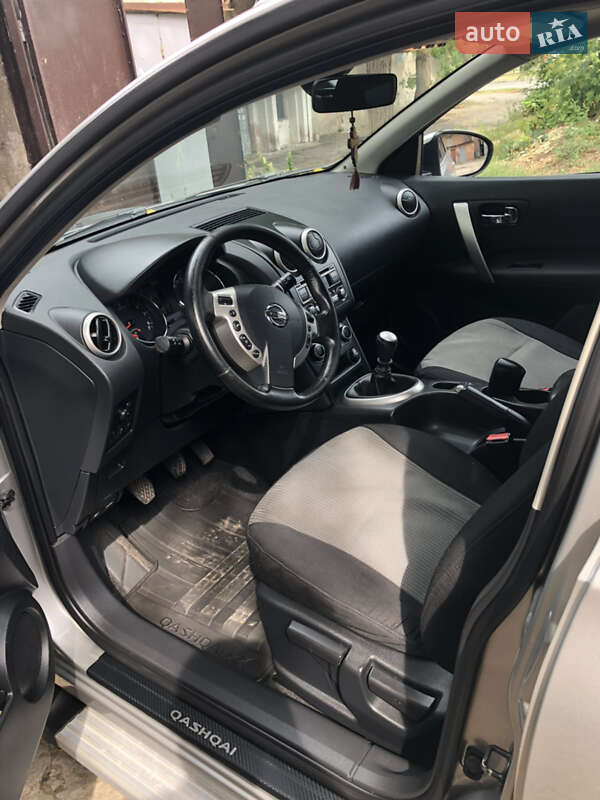 Внедорожник / Кроссовер Nissan Qashqai+2 2012 в Тернополе