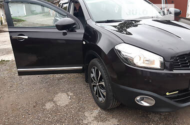 Внедорожник / Кроссовер Nissan Qashqai+2 2011 в Черновцах