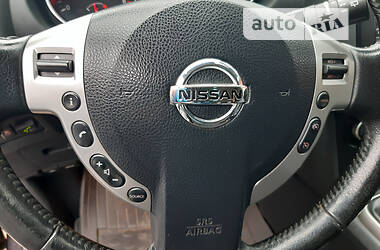 Внедорожник / Кроссовер Nissan Qashqai+2 2011 в Черновцах