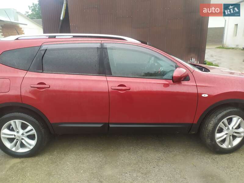 Внедорожник / Кроссовер Nissan Qashqai+2 2013 в Чемеровцах