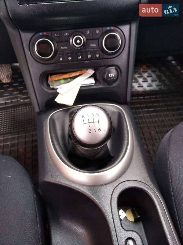 Внедорожник / Кроссовер Nissan Qashqai+2 2012 в Рокитном