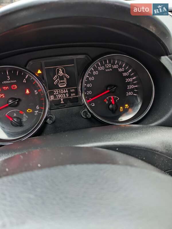 Внедорожник / Кроссовер Nissan Qashqai+2 2011 в Сарнах